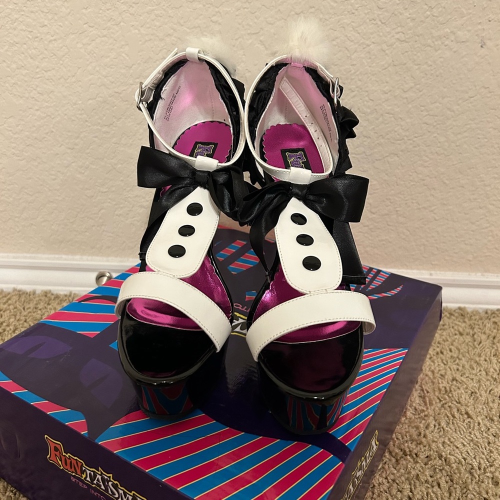 Funtaisma bunny heels
